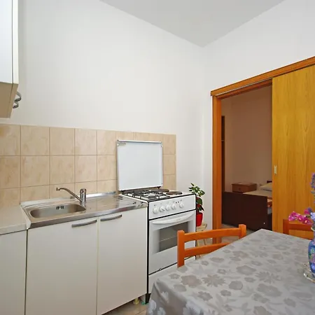 White Hill Studio-Apartments Makarska Exterior photo