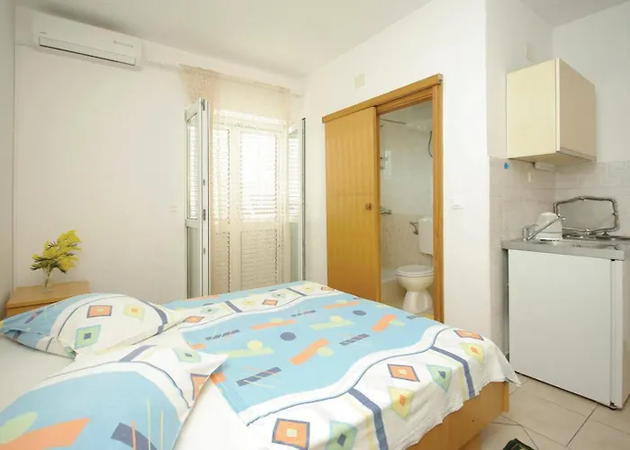 White Hill Studio-Apartments