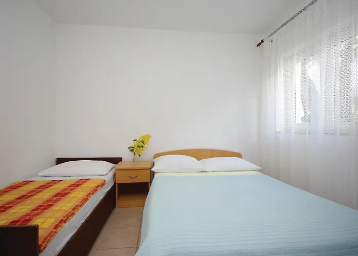 White Hill Studio-Apartments