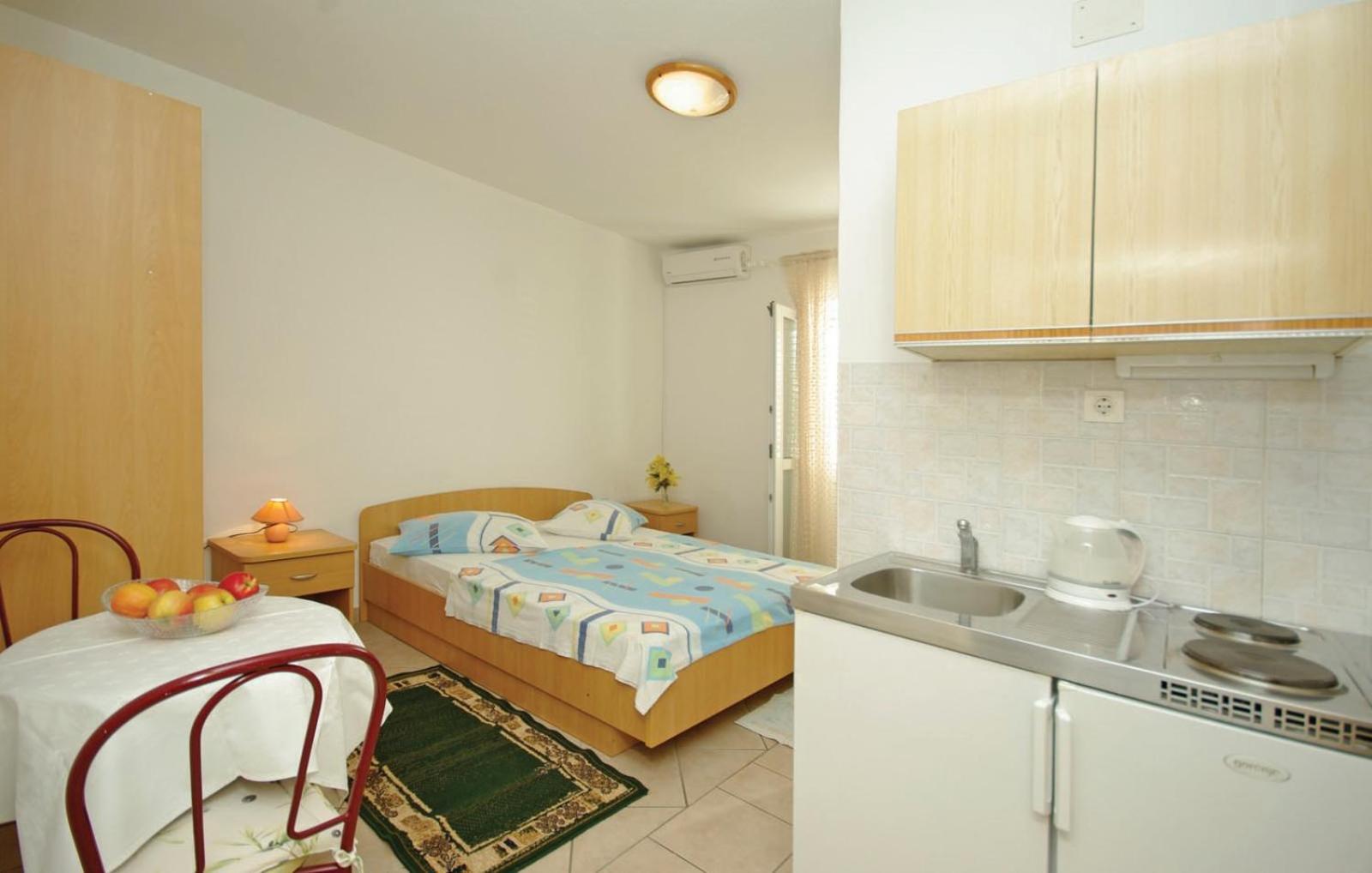 White Hill Studio-apartments *