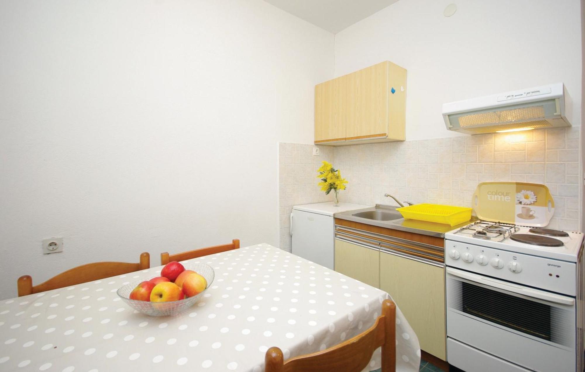 White Hill Studio-apartments Apartment